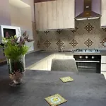 Le Gatte Apartmán SantʼUrbano
