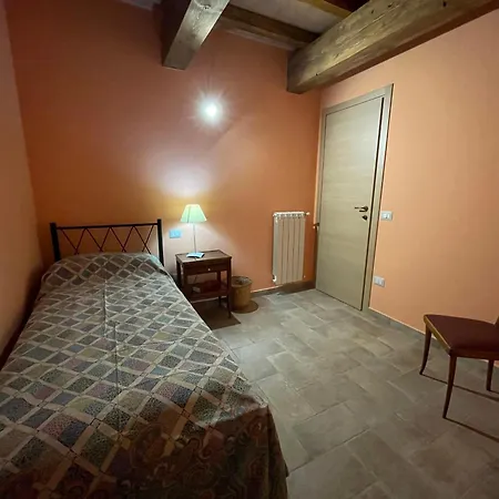 Le Gatte SantʼUrbano